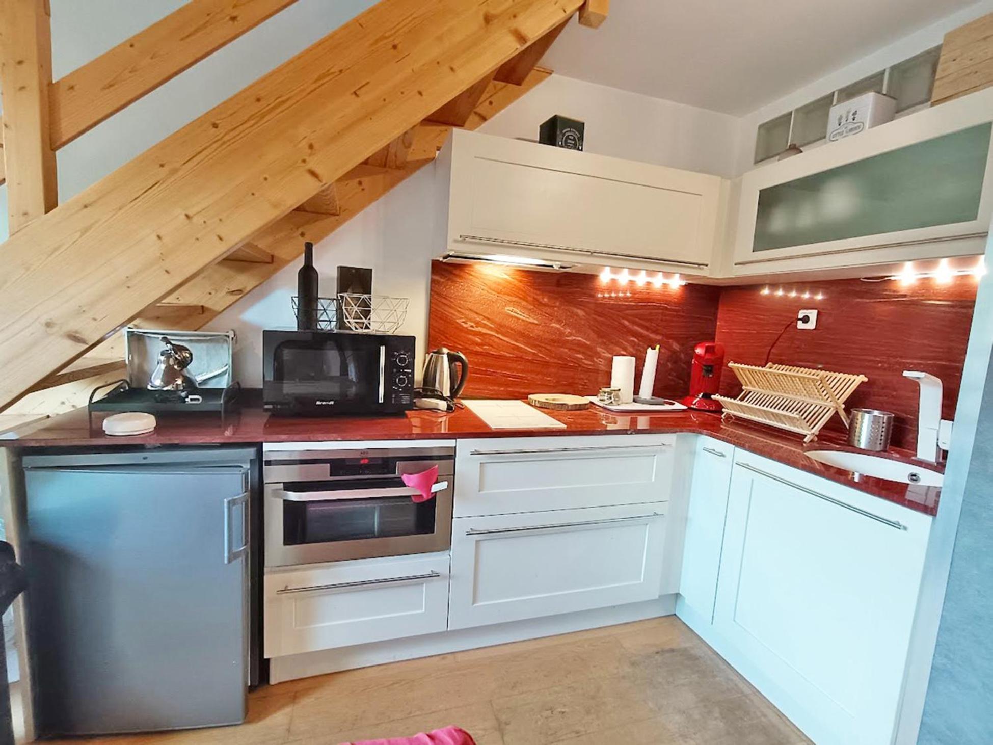 Le Nid De Juliette, T3 Duplex, Parking, Cave Lägenhet Bagnères-de-Luchon Exteriör bild