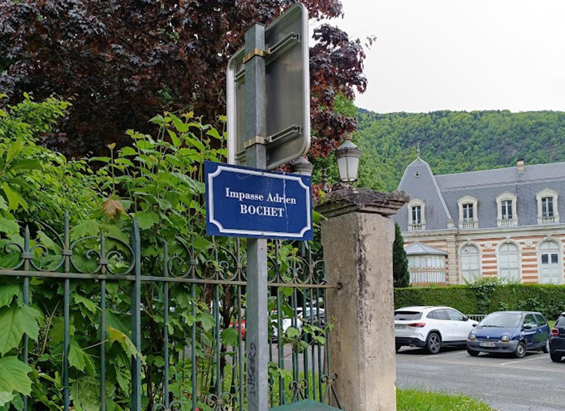 Le Nid De Juliette, T3 Duplex, Parking, Cave Lägenhet Bagnères-de-Luchon Exteriör bild